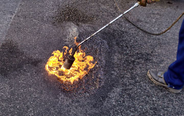 Ashwellthorpe flat roofing repairs