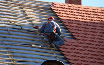 roof tiles Ashwellthorpe, Norfolk
